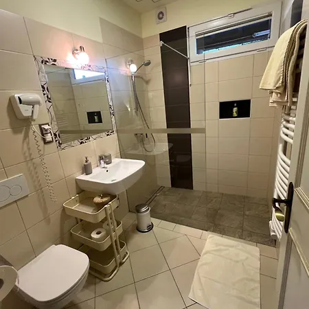 Apartments Kokl - Adults Only Radovljica Room photo